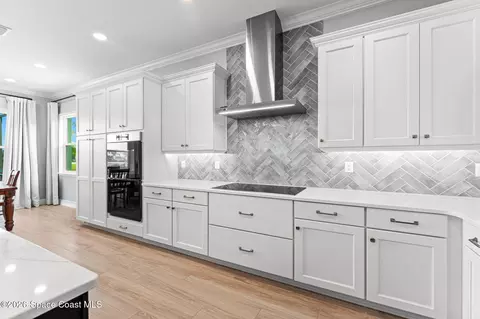 Kitchen - 8659 Tarpan Ct, Melbourne, FL 32940 photo 3 of 5