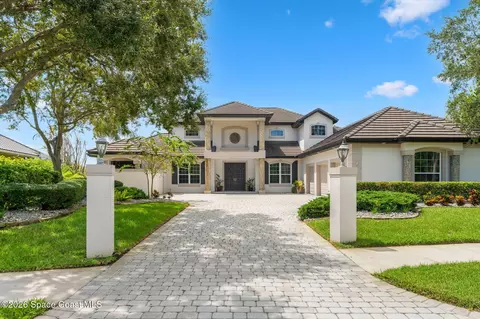 Exterior - 804 Chatsworth Dr, Melbourne, FL 32940 photo 13 of 18