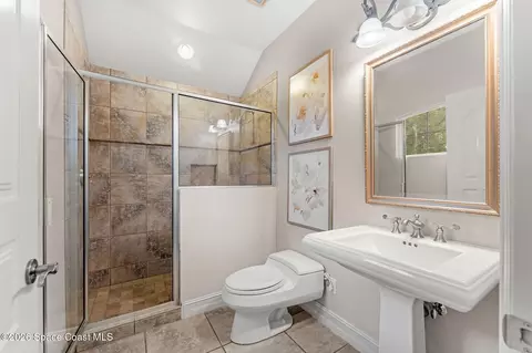 Bath - 804 Chatsworth Dr, Melbourne, FL 32940 photo 5 of 7