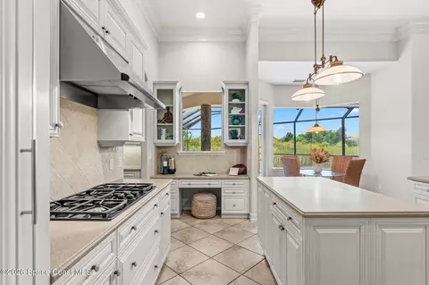 Kitchen - 804 Chatsworth Dr, Melbourne, FL 32940 photo 2 of 4