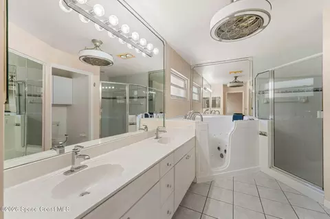 Bath - 5790 Falcon Blvd, Cocoa, FL 32927 photo 1 of 2