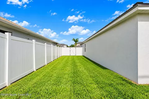 Exterior - 215 First Light Cir, Cocoa, FL 32922 photo 10 of 12