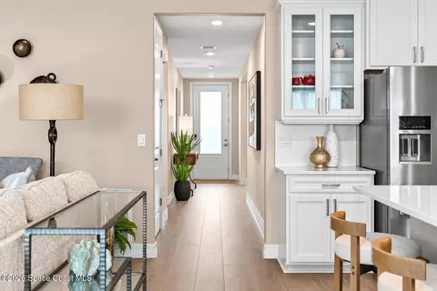 Entry Way - 215 First Light Cir, Cocoa, FL 32922 photo 2 of 7