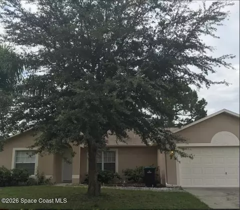 1172 Albion St NW, Palm Bay, FL 32907