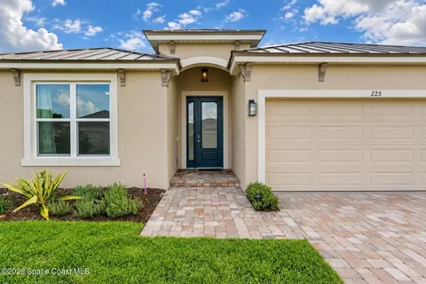 Exterior - 225 First Light Cir, Cocoa, FL 32922 photo 2 of 9
