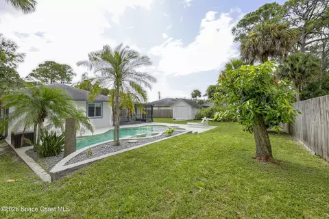 Exterior - 6800 Spring St, Cocoa, FL 32927 photo 7 of 9