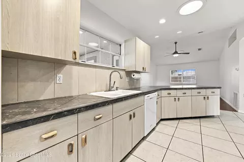Kitchen - 6800 Spring St, Cocoa, FL 32927 photo 1 of 5