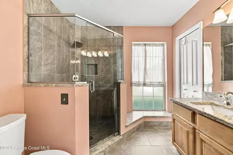 Bath - 6800 Spring St, Cocoa, FL 32927 photo 4 of 6