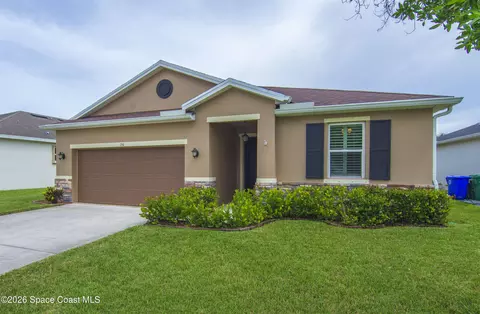 151 Port Royal Ct, Sebastian, FL 32958
