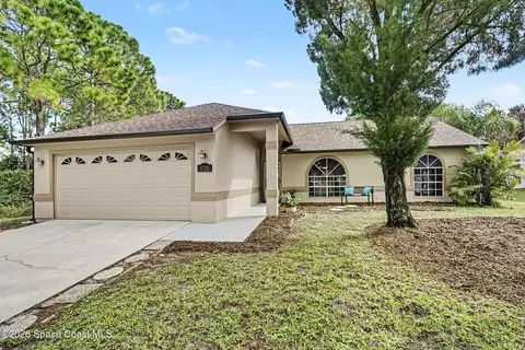 1710 Anchorage St NW, Palm Bay, FL 32907
