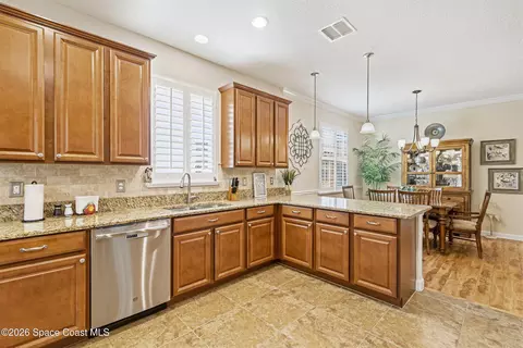 Kitchen - 3674 Sansome Cir, Melbourne, FL 32940 photo 3 of 4