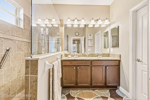 Bath - 3674 Sansome Cir, Melbourne, FL 32940 photo 1 of 4