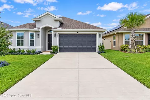 456 Kylar Dr NW, Palm Bay, FL 32907