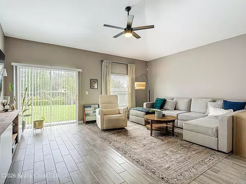 Living - 4471 Holstein St, Saint Cloud, FL 34772 photo 2 of 2