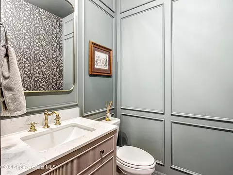 Bath - 4471 Holstein St, Saint Cloud, FL 34772 photo 1 of 5