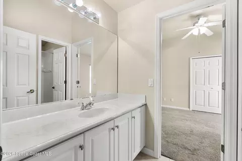 Bath - 4459 Chastain Dr, Melbourne, FL 32940 photo 3 of 7