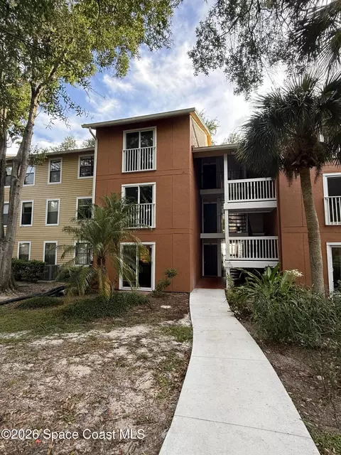 225 S Tropical Trl #617, Merritt Island, FL 32952