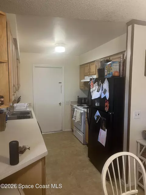Kitchen - 4110 Webb Ct, Mims, FL 32754 photo 4 of 4