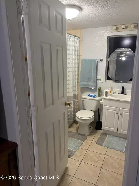 Bath - 514 Donley St, Cocoa, FL 32922 photo 2 of 3