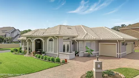 771 Florencia Cir, Titusville, FL 32780