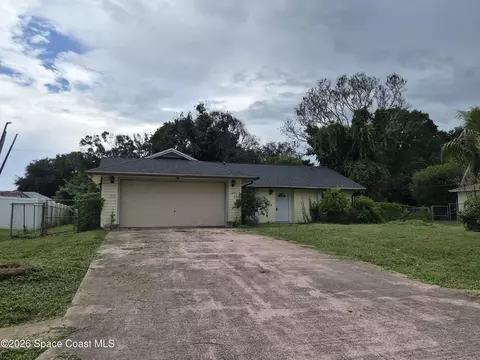 1226 Hedgecoth St NW, Palm Bay, FL 32907
