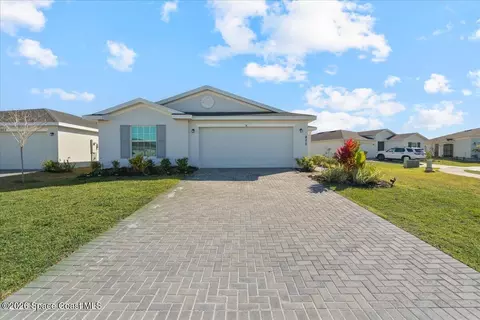 875 Dockside Dr SW, Palm Bay, FL 32908