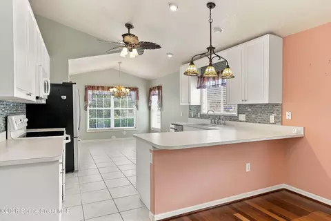 Kitchen - 3642 Shawnee Ln, Melbourne, FL 32901 photo 1 of 4