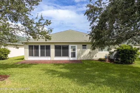 Exterior - 3642 Shawnee Ln, Melbourne, FL 32901 photo 2 of 3