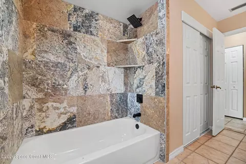 Bath - 5987 Cardiff Ave, Cocoa, FL 32927 photo 4 of 4