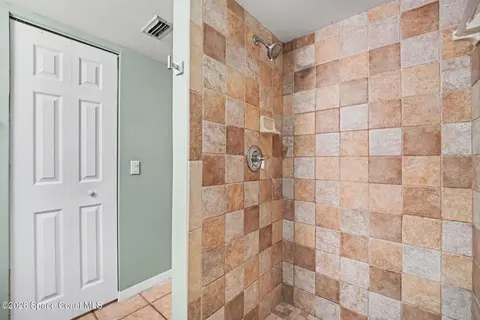 Bath - 5987 Cardiff Ave, Cocoa, FL 32927 photo 2 of 4