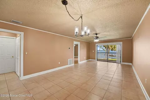 Living - 100 Canebreakers Dr #209, Cocoa, FL 32927 photo 5 of 7