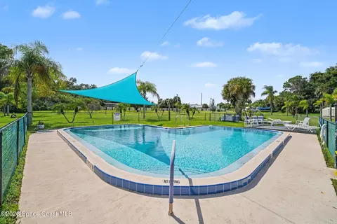 Exterior - 100 Canebreakers Dr #209, Cocoa, FL 32927 photo 4 of 4