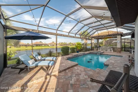 Exterior - 5337 Kirkwall Cir, Melbourne, FL 32940 photo 9 of 30