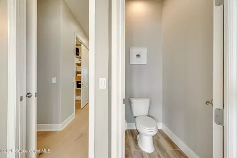 Entry Way - 5337 Kirkwall Cir, Melbourne, FL 32940 photo 6 of 8