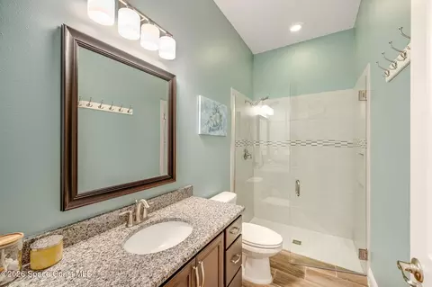 Bath - 5337 Kirkwall Cir, Melbourne, FL 32940 photo 5 of 6