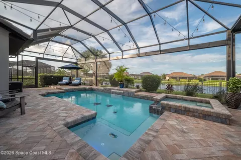 Exterior - 5337 Kirkwall Cir, Melbourne, FL 32940 photo 4 of 30