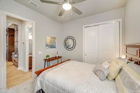 Bedroom - 5337 Kirkwall Cir, Melbourne, FL 32940 photo 4 of 7