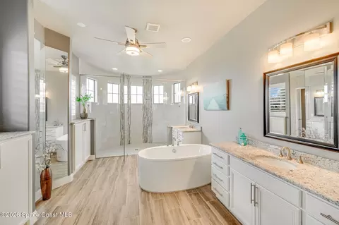 Bath - 5337 Kirkwall Cir, Melbourne, FL 32940 photo 3 of 6