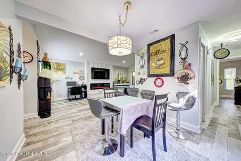 Dining - 3461 Sparrow Ct, Melbourne, FL 32935 photo 1 of 2