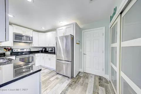 Kitchen - 3461 Sparrow Ct, Melbourne, FL 32935 photo 1 of 4