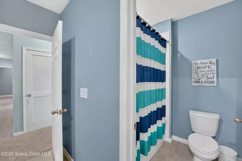 Bath - 5329 Waterfall Pl, Grant, FL 32949 photo 4 of 4