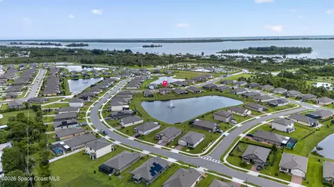 View/Area - 5329 Waterfall Pl, Grant, FL 32949 photo 5 of 6