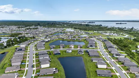 View/Area - 5329 Waterfall Pl, Grant, FL 32949 photo 4 of 6
