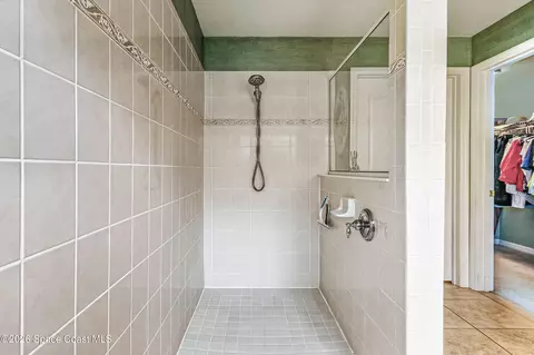 Bath - 7127 Broderick Dr, Melbourne, FL 32940 photo 1 of 5