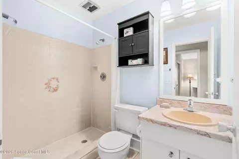Bath - 611 Aloha Ave, Cocoa, FL 32927 photo 1 of 1