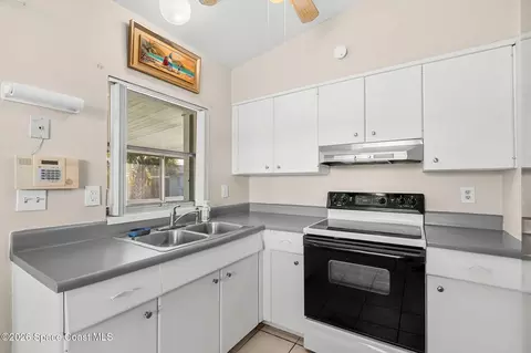 Kitchen - 611 Aloha Ave, Cocoa, FL 32927 photo 2 of 4