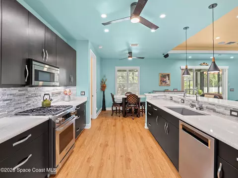 Kitchen - 1700 Marcello Dr, Melbourne, FL 32934 photo 5 of 9