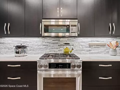 Kitchen - 1700 Marcello Dr, Melbourne, FL 32934 photo 7 of 9