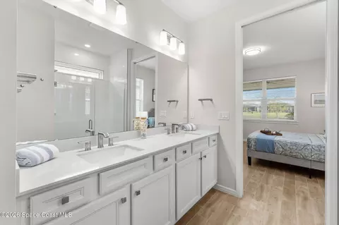 Bath - 3534 Bubbles Ct, Melbourne, FL 32940 photo 2 of 2