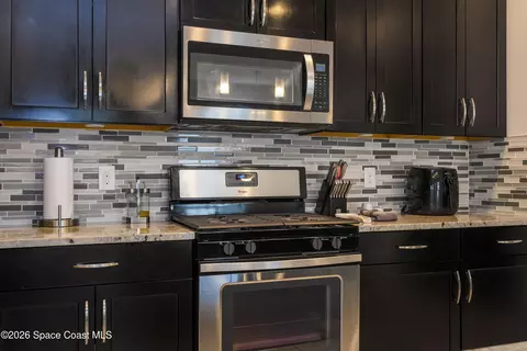 Kitchen - 3600 Stabane Pl, Melbourne, FL 32940 photo 6 of 6